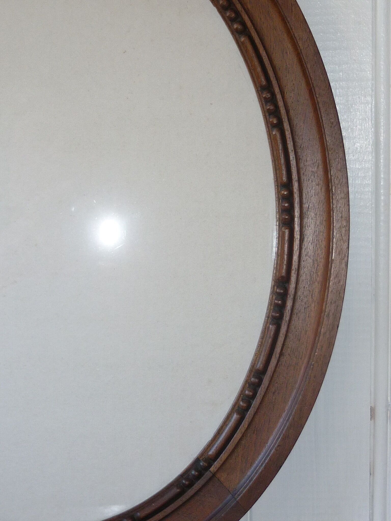 Oval wooden frame and 47.5 cm window
