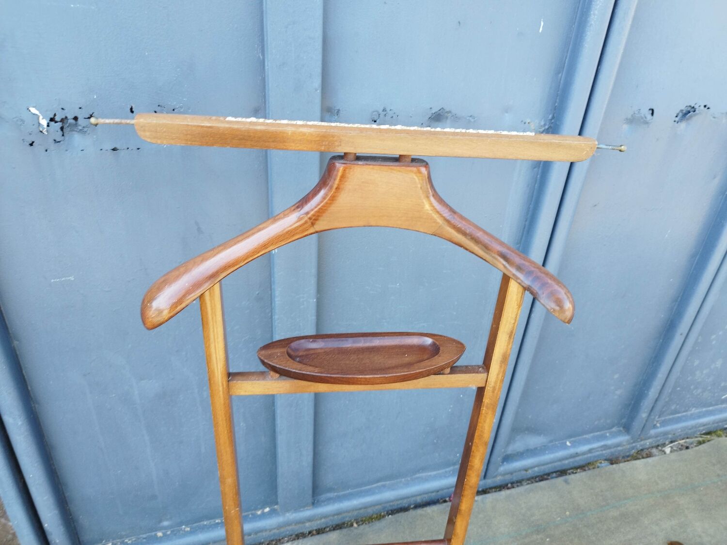 Wooden valet coat rack mannequin