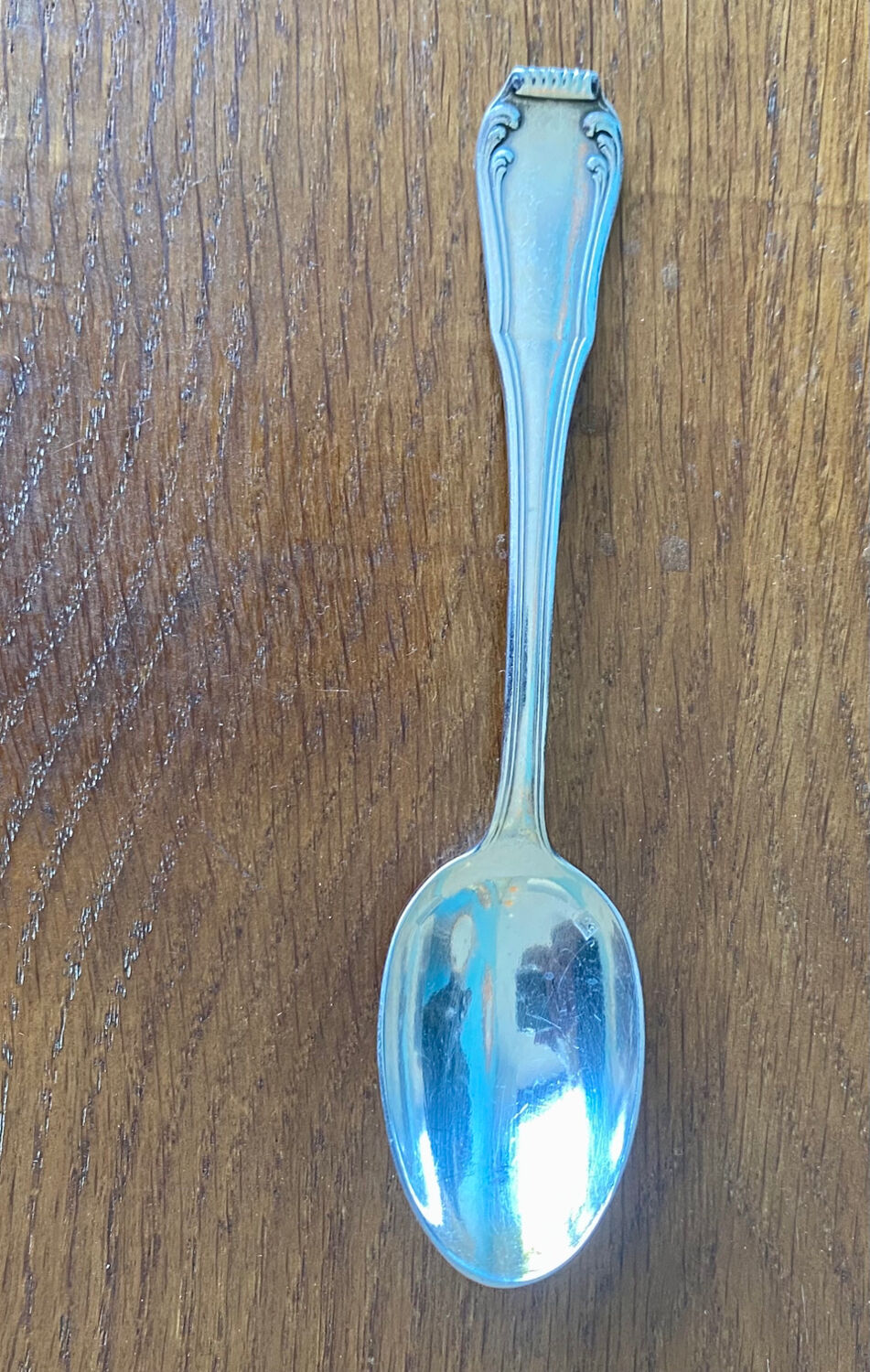 Empire style silver metal teaspoons or coffee