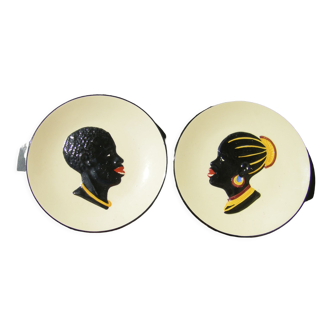 Pair of vintage plates "Africanist décor"