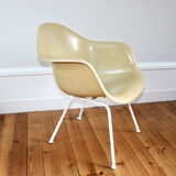 LAX armchair by Charles and Ray Eames, Vitra edition 1970