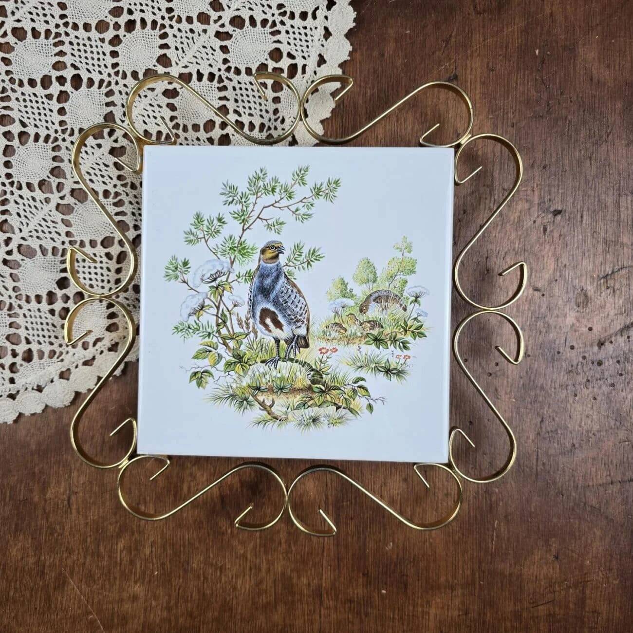 Dessous de plat vintage Villeroy & Boch – Perdrix et ses petits