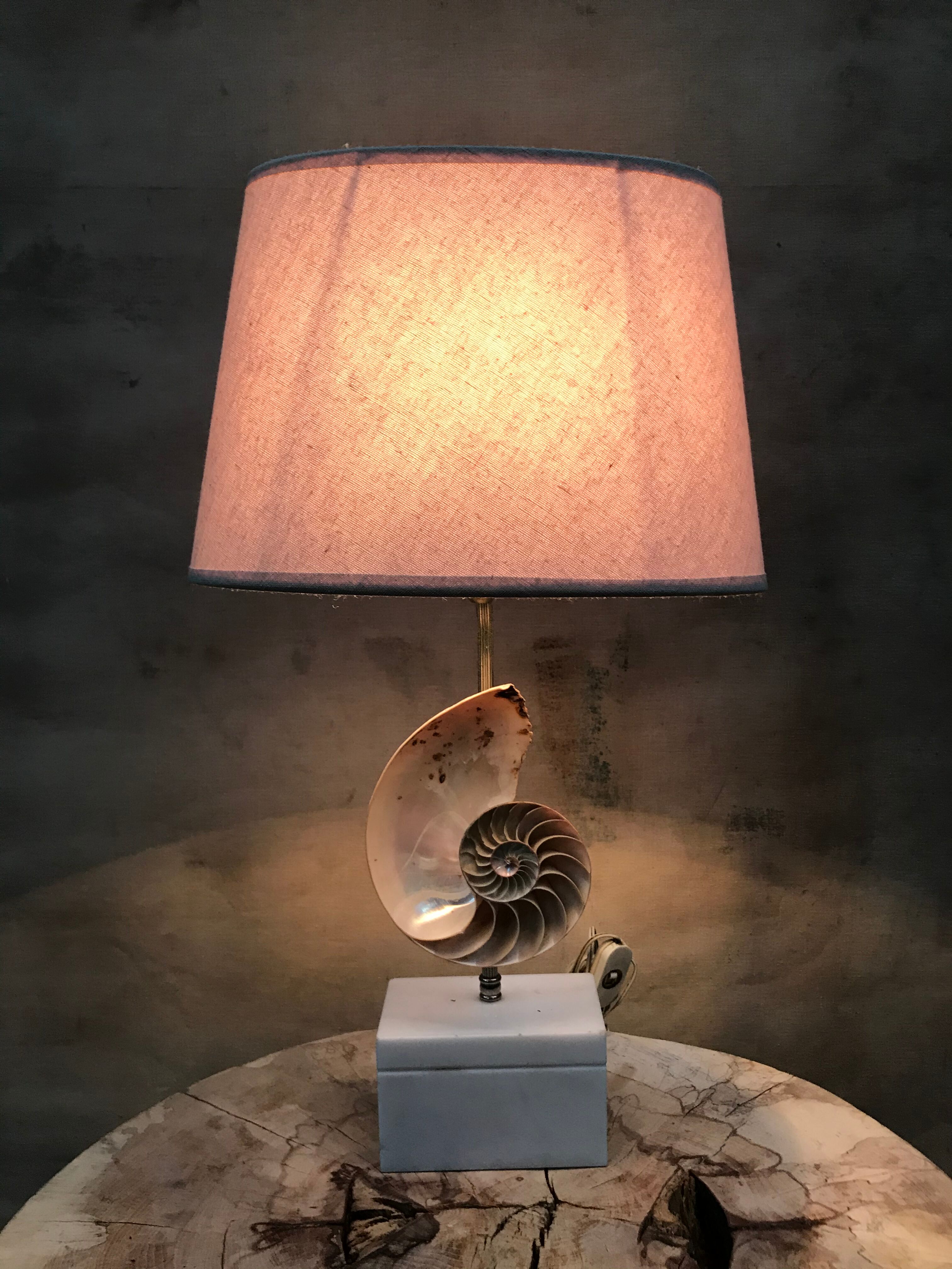 Vintage Nautile lay lamp