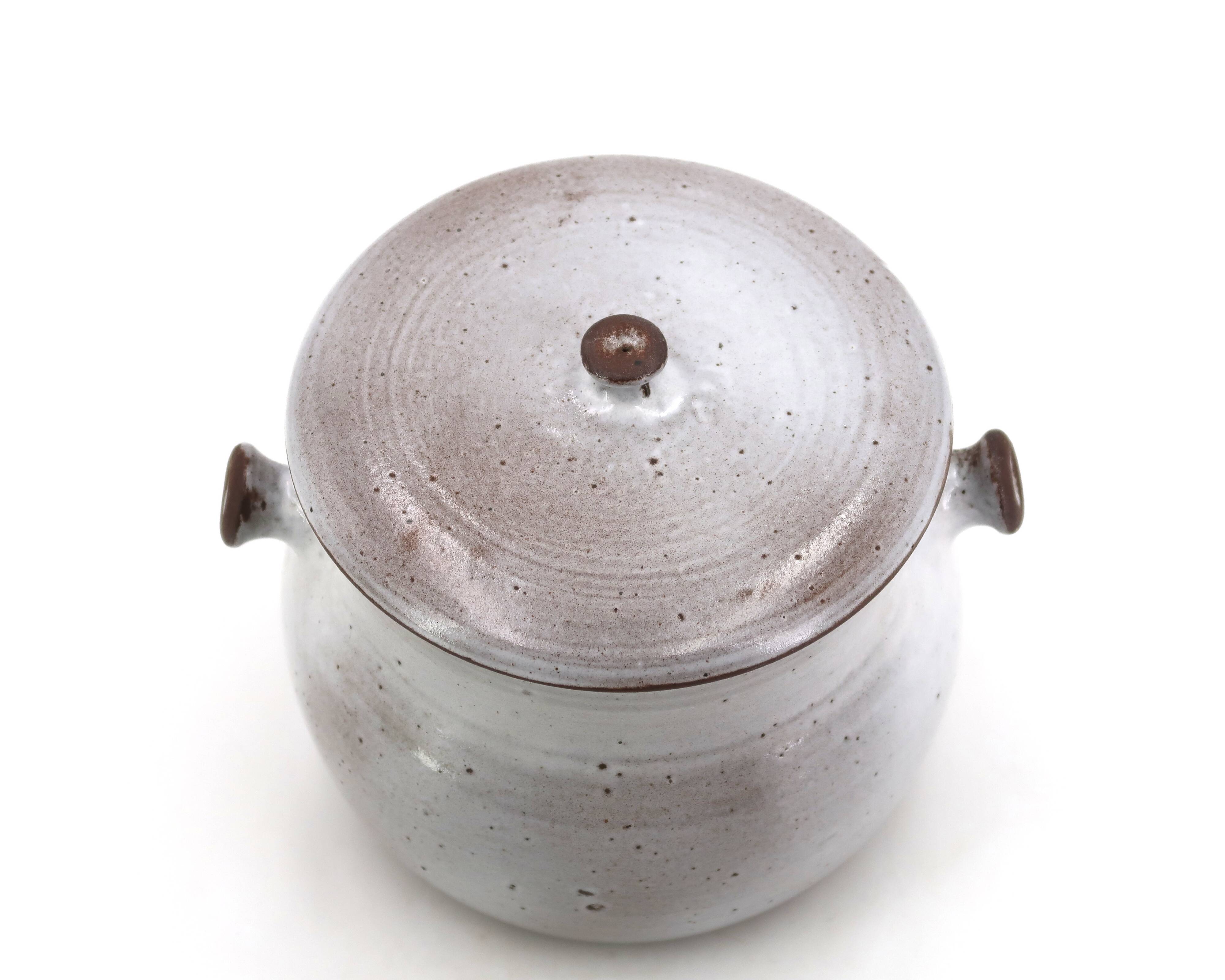 Earthenware vegetable dish by Jeanne and Norbert Pierlot, ceramic from the 1960s.