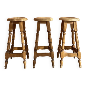 Solid wood bar stool