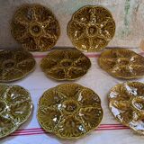Suite of 8 Gien oyster plates