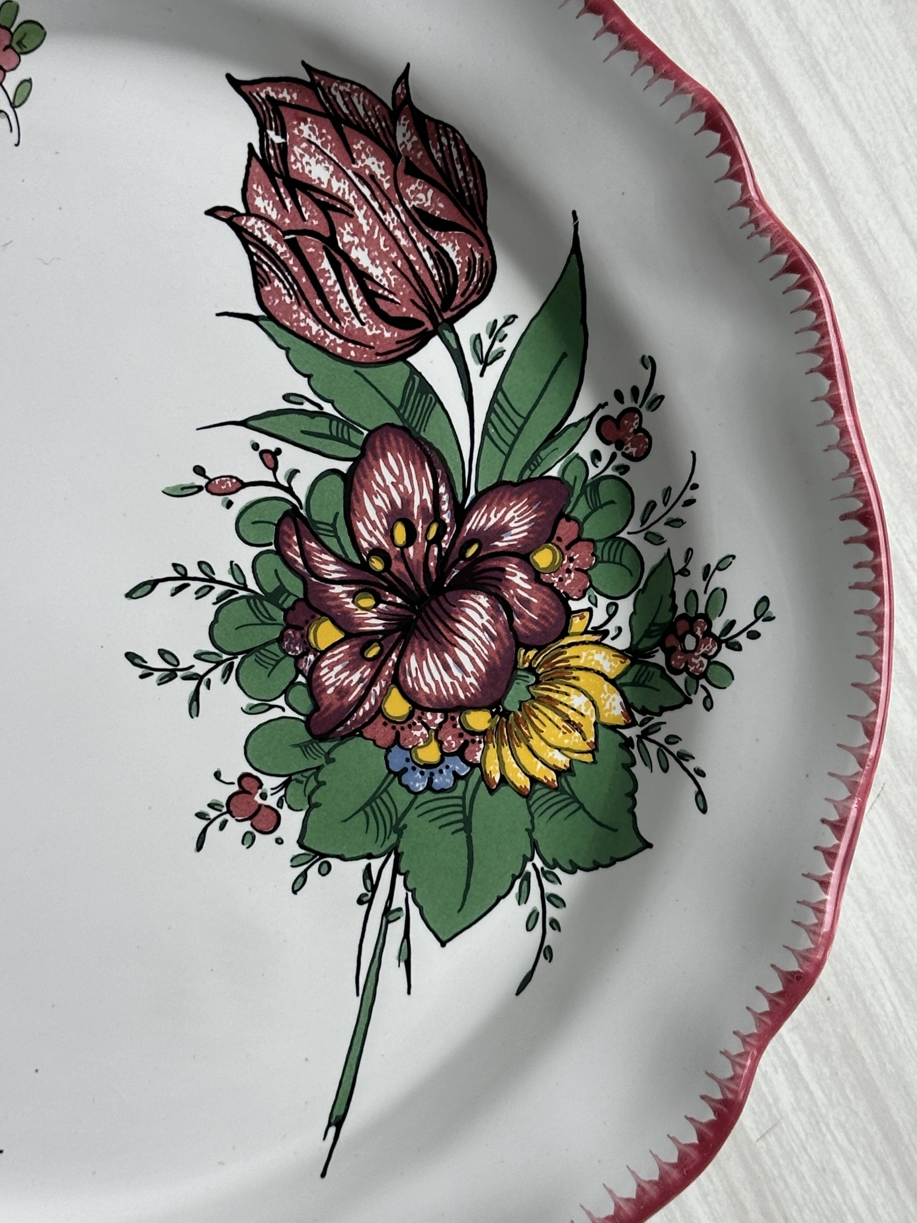 Decorative plate in Angoulême earthenware.