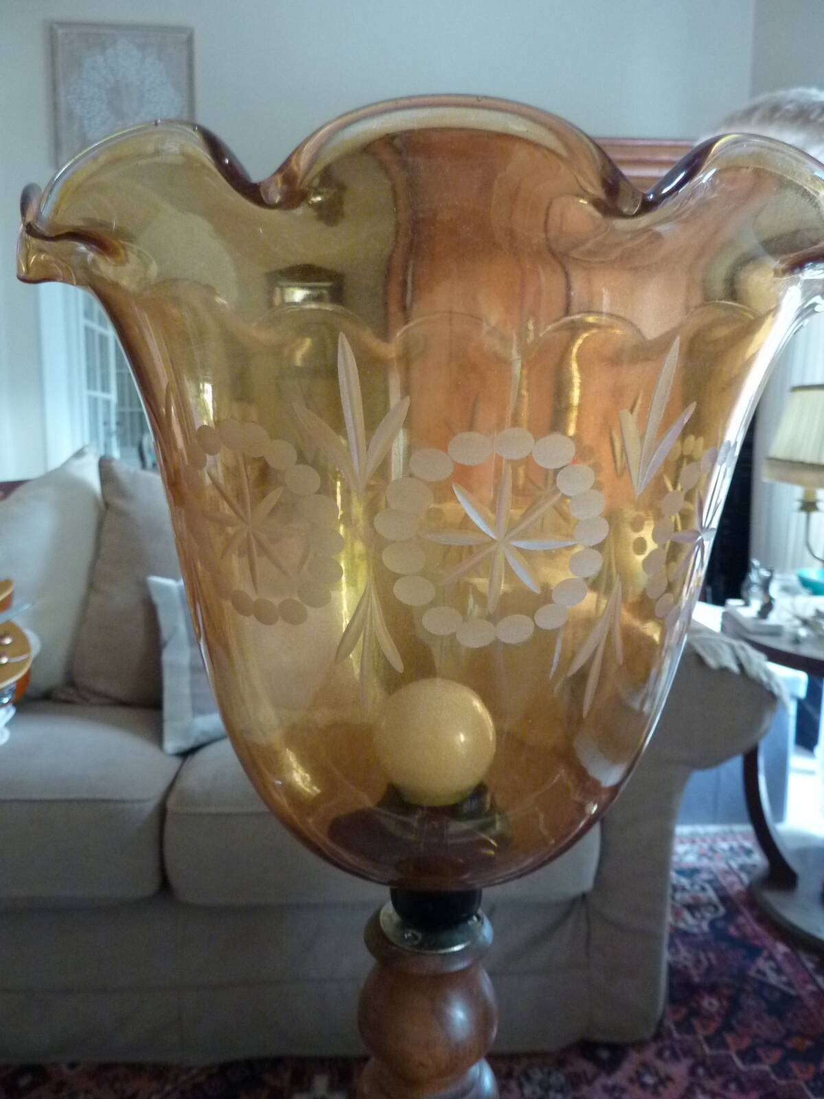 TWISTED WOODEN FLOOR LAMP, ENGRAVED GLASS GLOBE