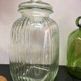 Airtight in striated glass candy