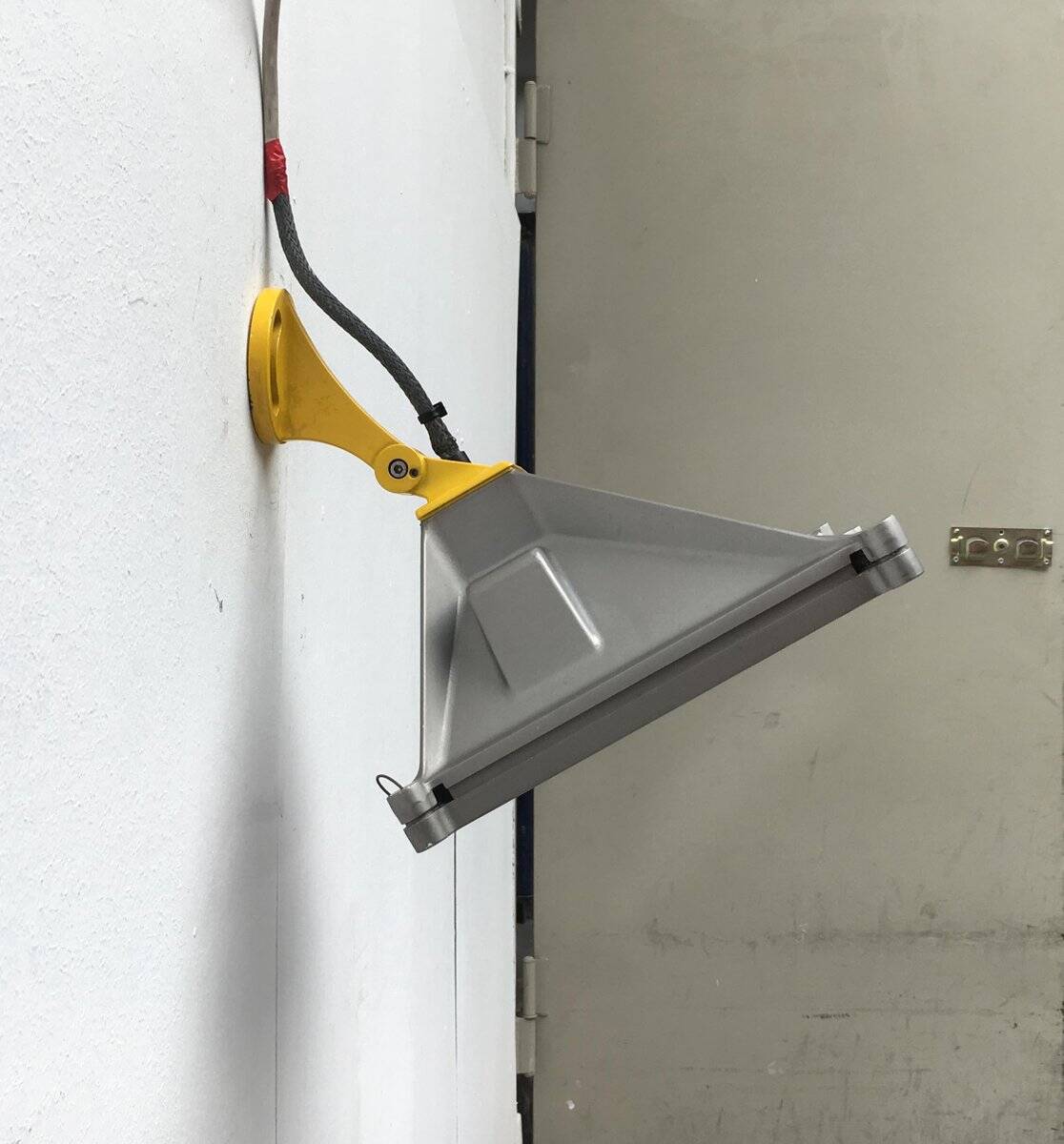 Italian vintage wall sconces Lingotto by Renzo Piano for iGuzzini, set of 2