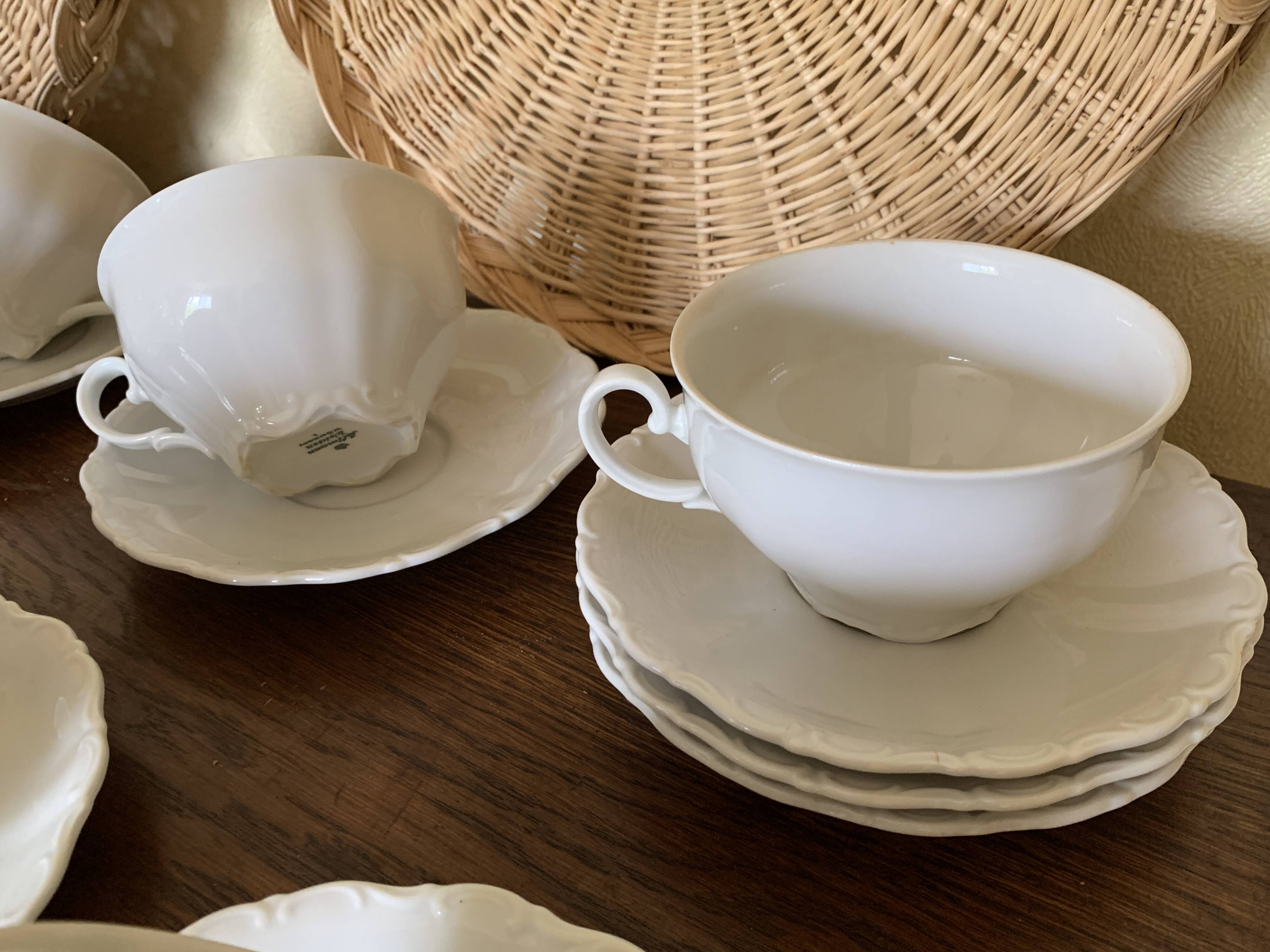 Set of 11 Seltmann Weiden porcelain cups and 12 saucers