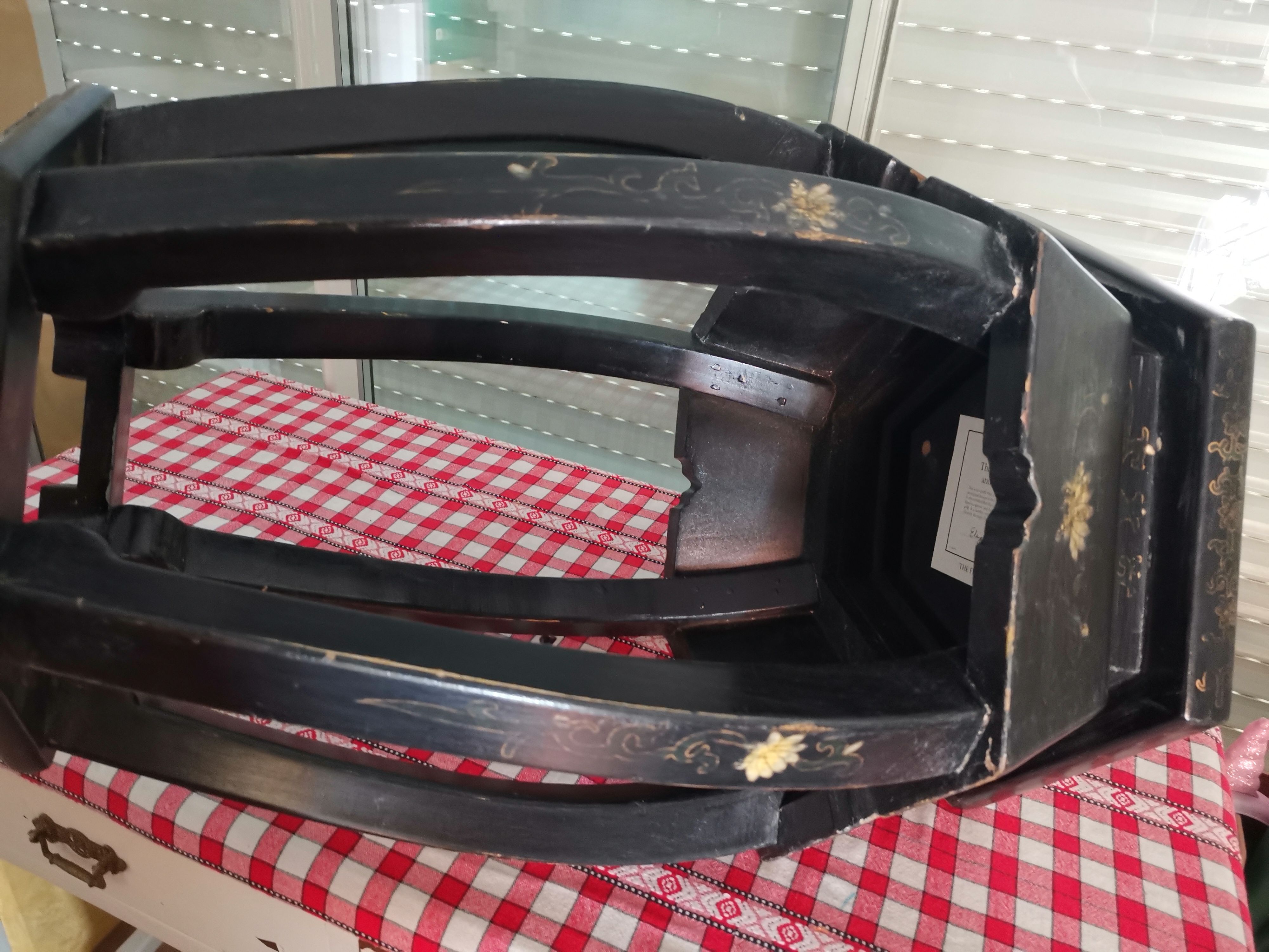 Chinese table painted Napoleon III era with Phoenix certificate in good condition