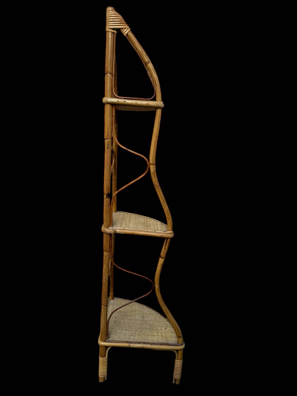 Rattan corner shelf from the 60s Italy