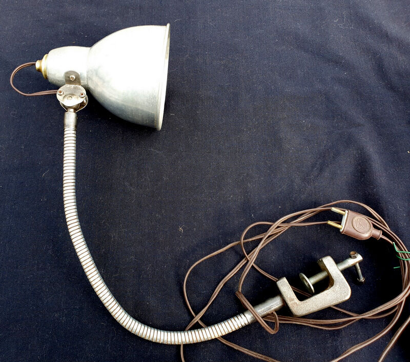 Industrial workshop lamp