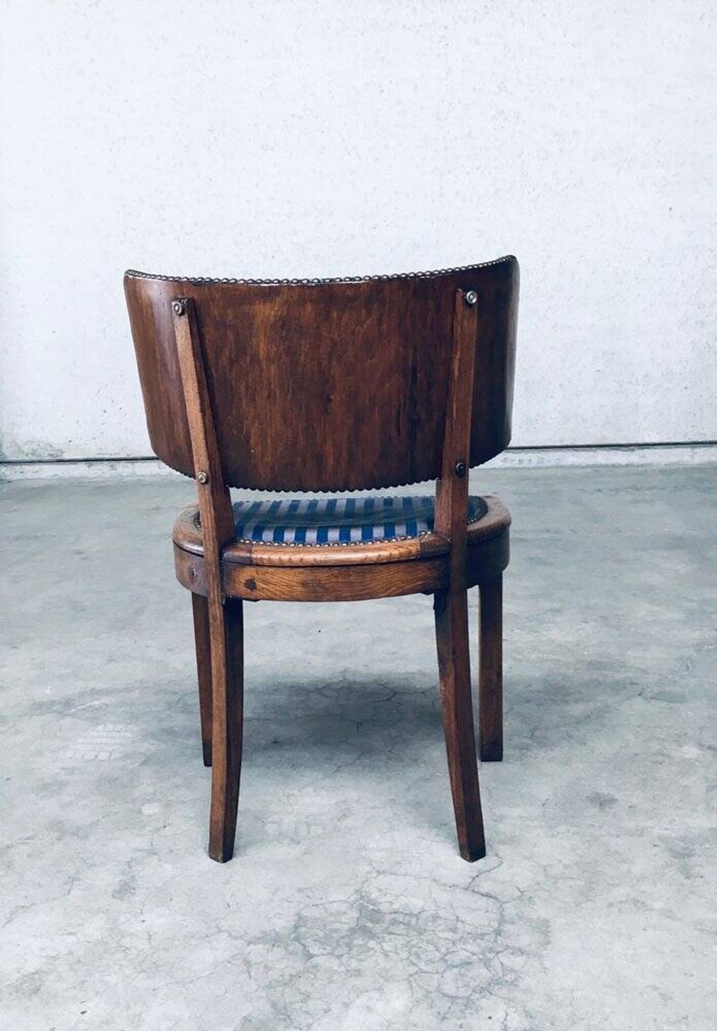 Set of Art Deco Curved Back Side Chairs, France, 1930s