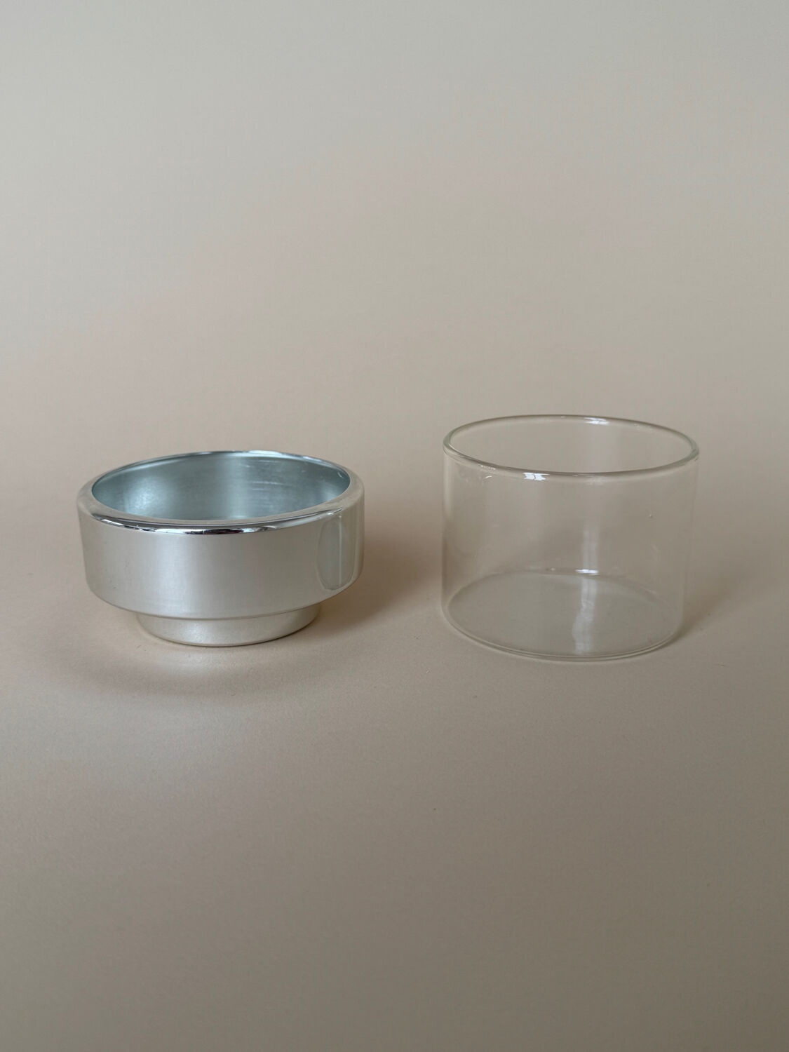 Vintage Modernist Set Of 6 Glass Coffee/Tea Cups With Ceramic Teapot