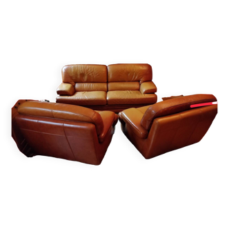 Full grain leather lounge