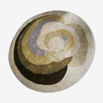 Desso round carpet, 70s