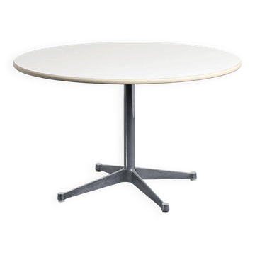 Table ronde par Charles et Ray Eames pour Herman Miller, circa 1970