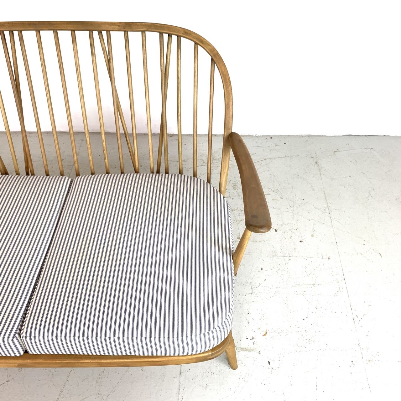 Vintage ercol windsor 2-seater sofa padded in French tick