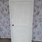 Parisian wardrobe with one door