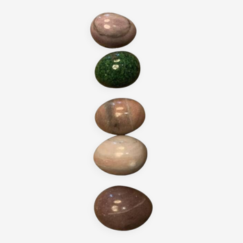 Ensemble 5 œufs décoratifs en pierre