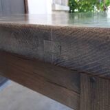Farm table