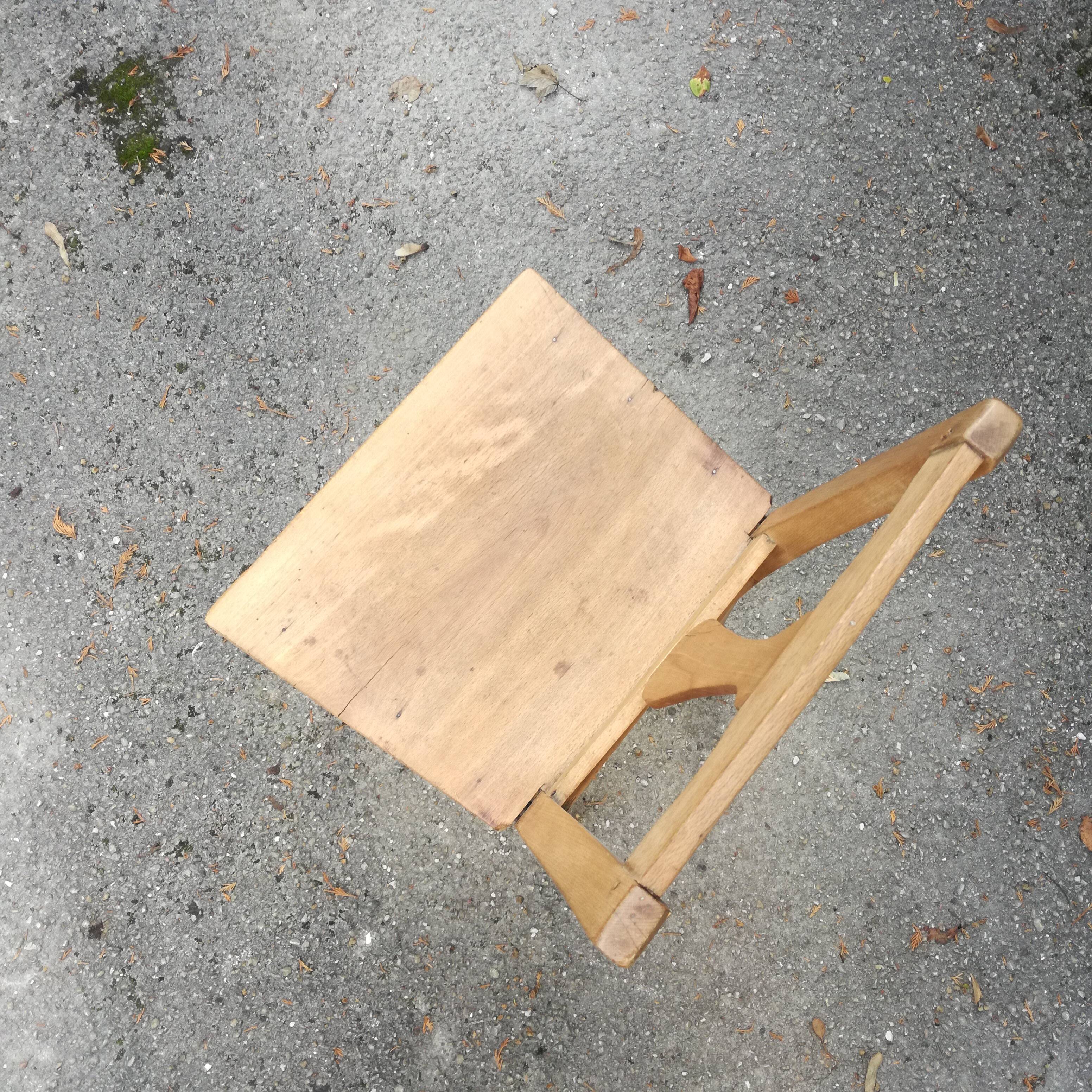 Chaise en bois, France 1940