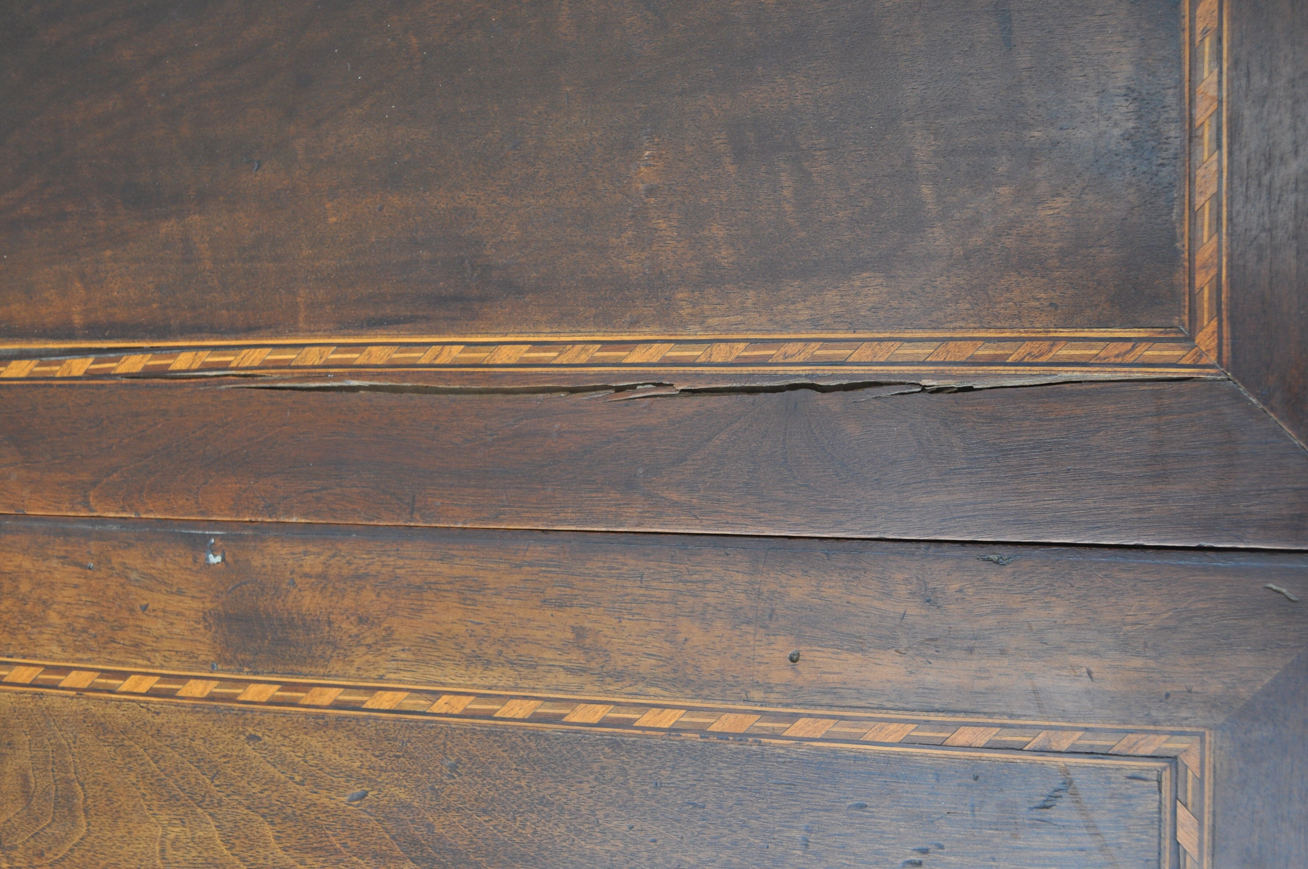 Wooden dressing table feet spindle