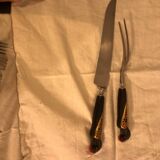 Meat serving cutlery