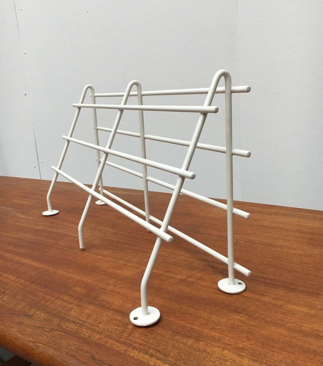 Mid-century modern minimalist metal coat rack from the 1960s.