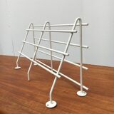 Mid-century modern minimalist metal coat rack from the 1960s.