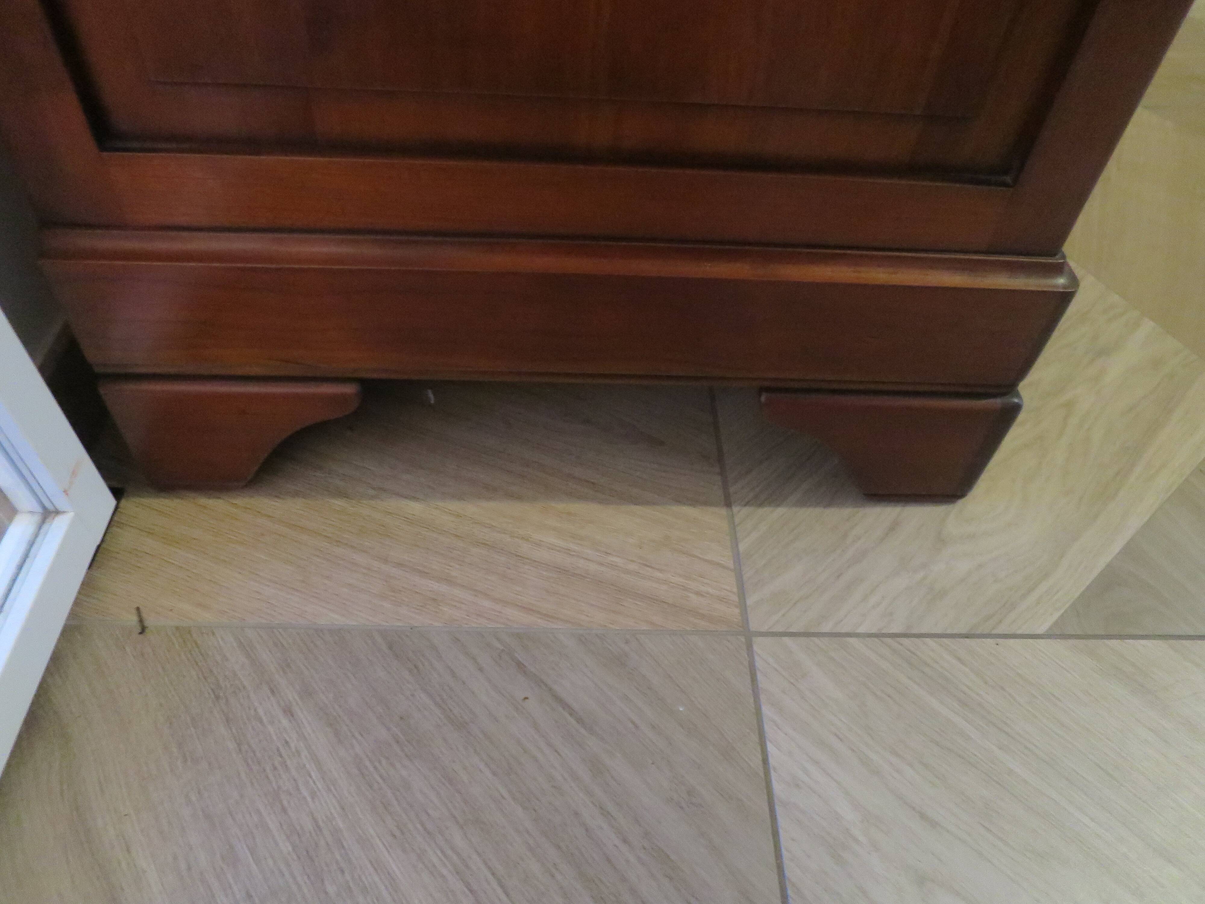 Antique - chest of drawers - 4 drawers - solid wood - cherry