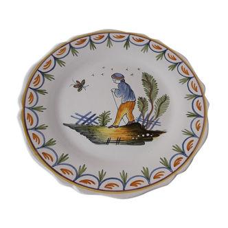 Earthenware plate