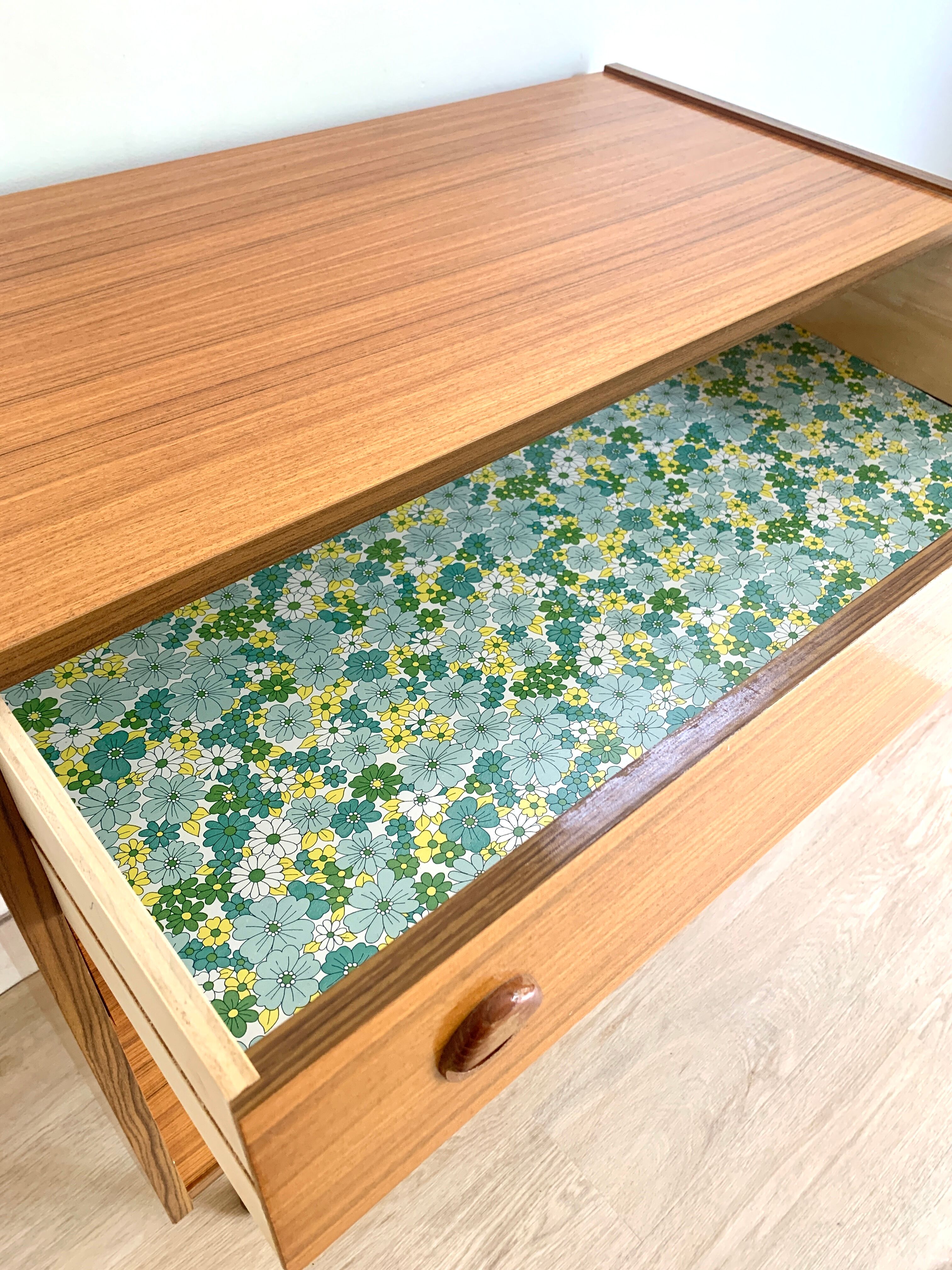 Teak chest of drawers 60s