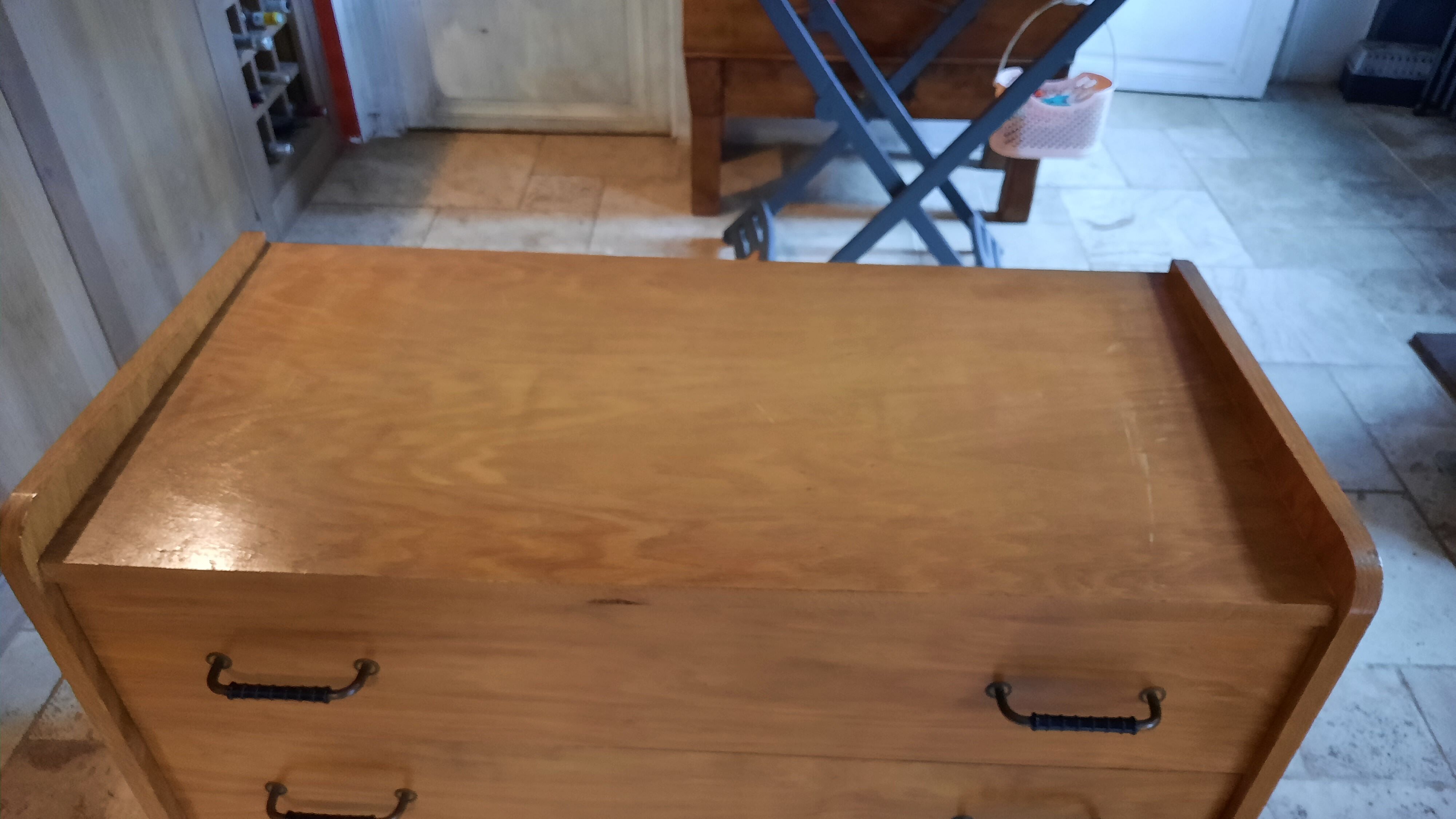 Compass foot dresser