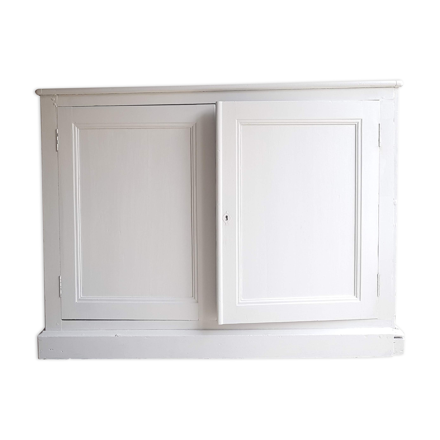 Old White Parisian Buffet