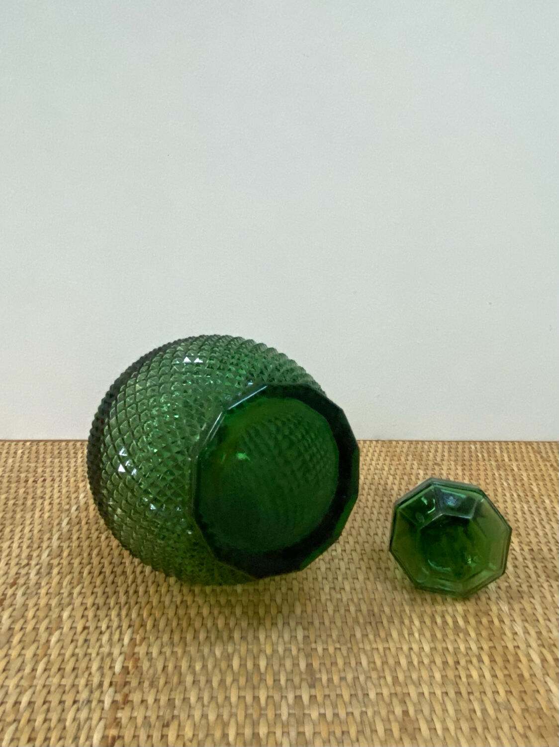 Italian carafe Empoli from the 1960s - Glass with diamond points.