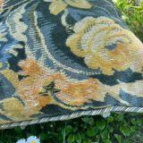Set of vintage cushions