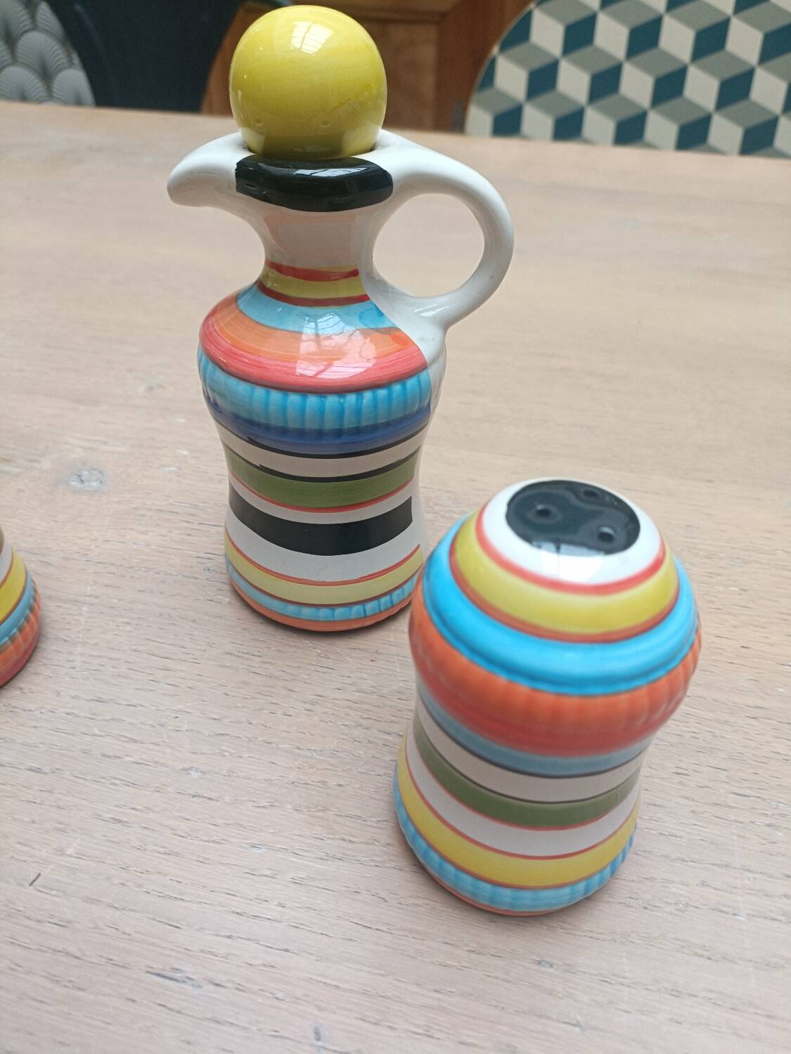 Vinegar and oil set, salt shaker and pepper shaker.
