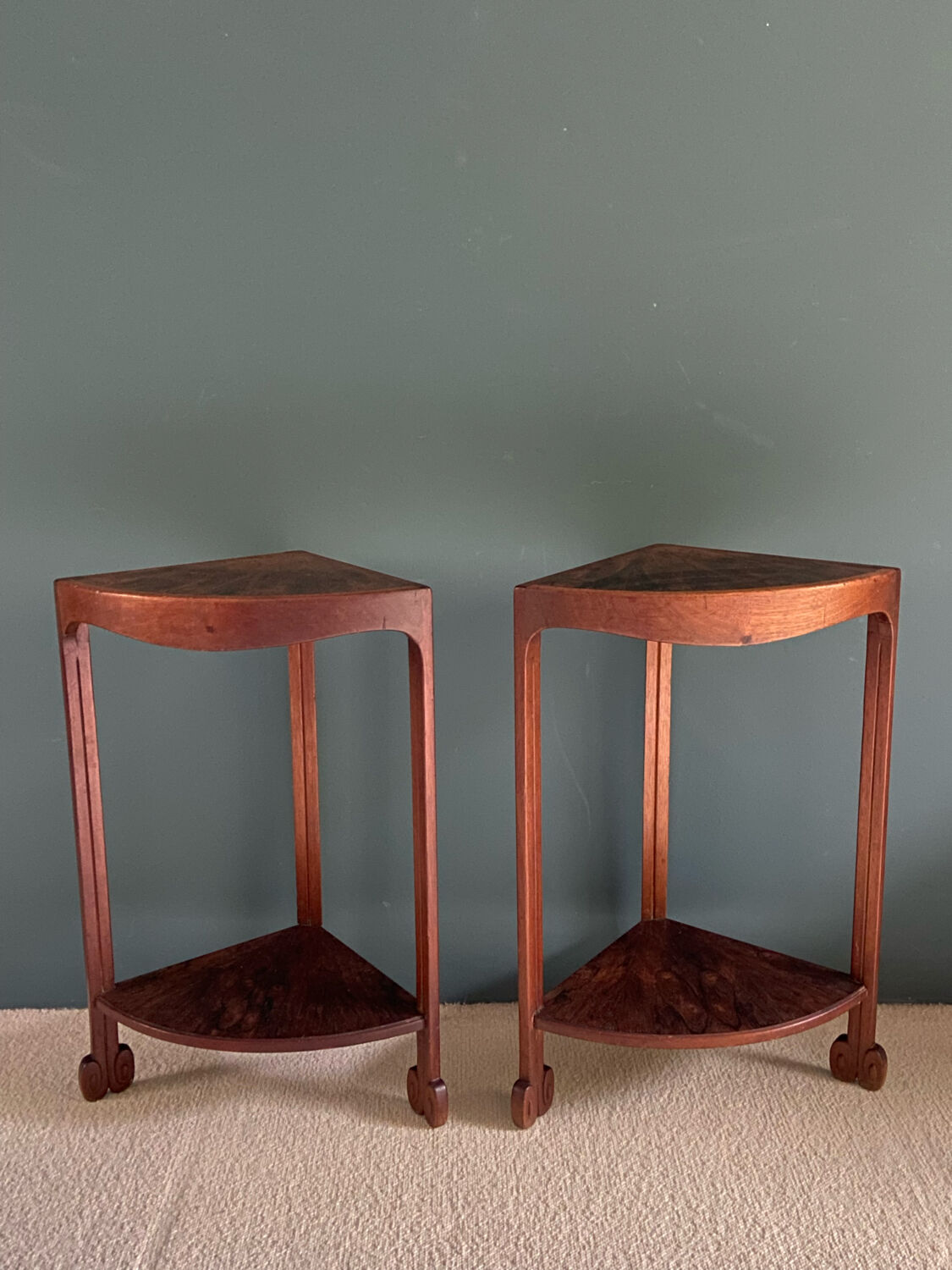Pair of bedside tables, rosewood necks