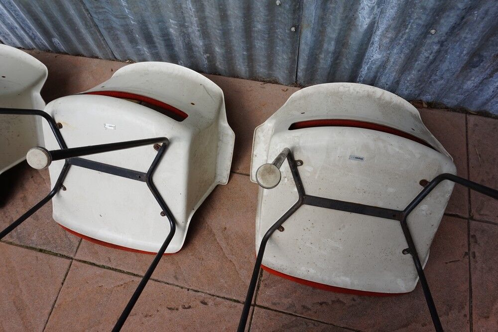 Set of 3 vintage chairs