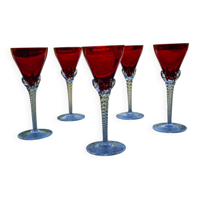 5 verres en cristal rouge pied torsadé