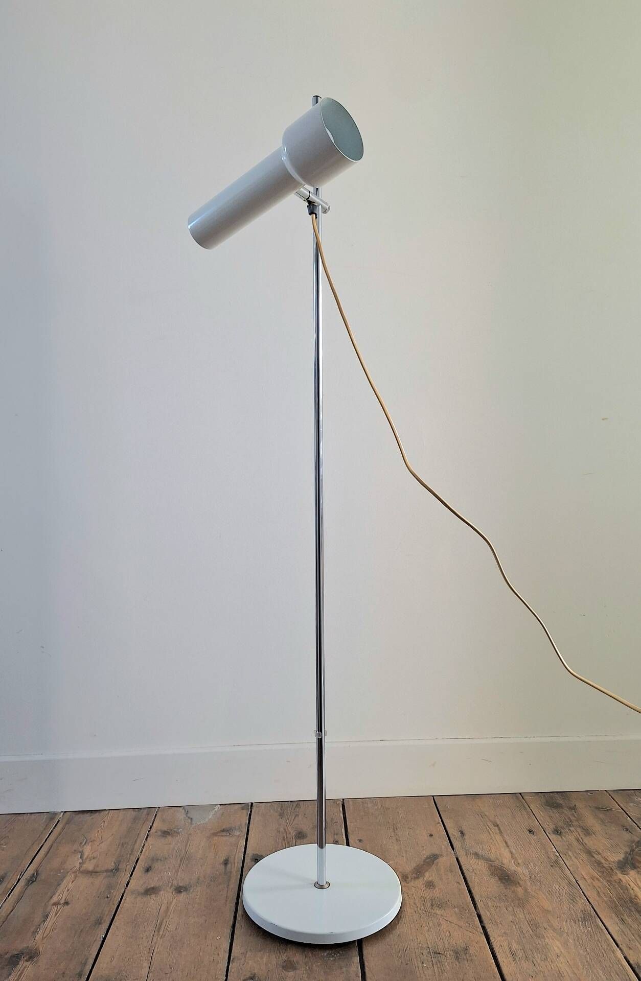Lampadaire vintage orientable et réglable, luminaire design