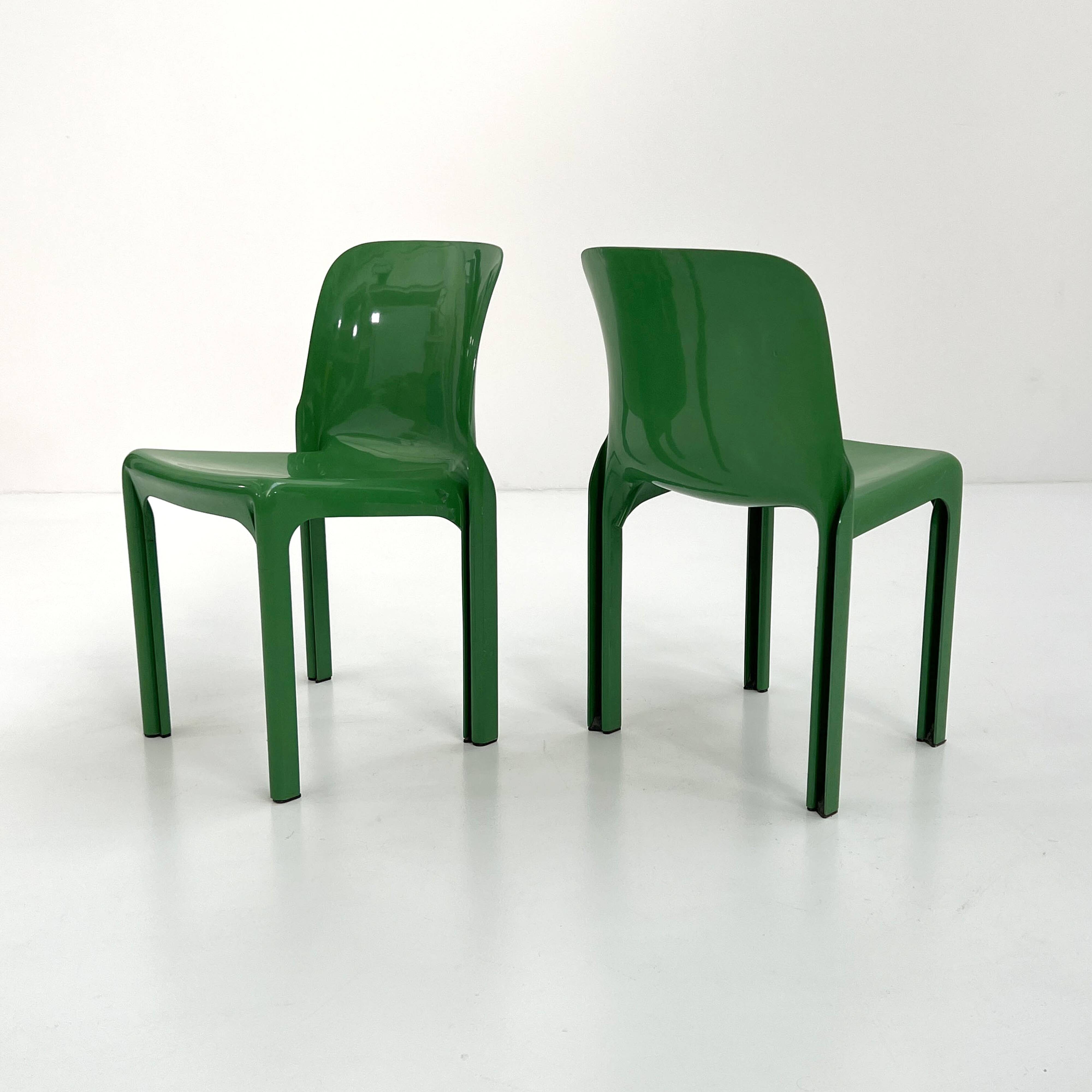Set of 4 green Selene chairs by Vico Magistretti for Artemide, 1970