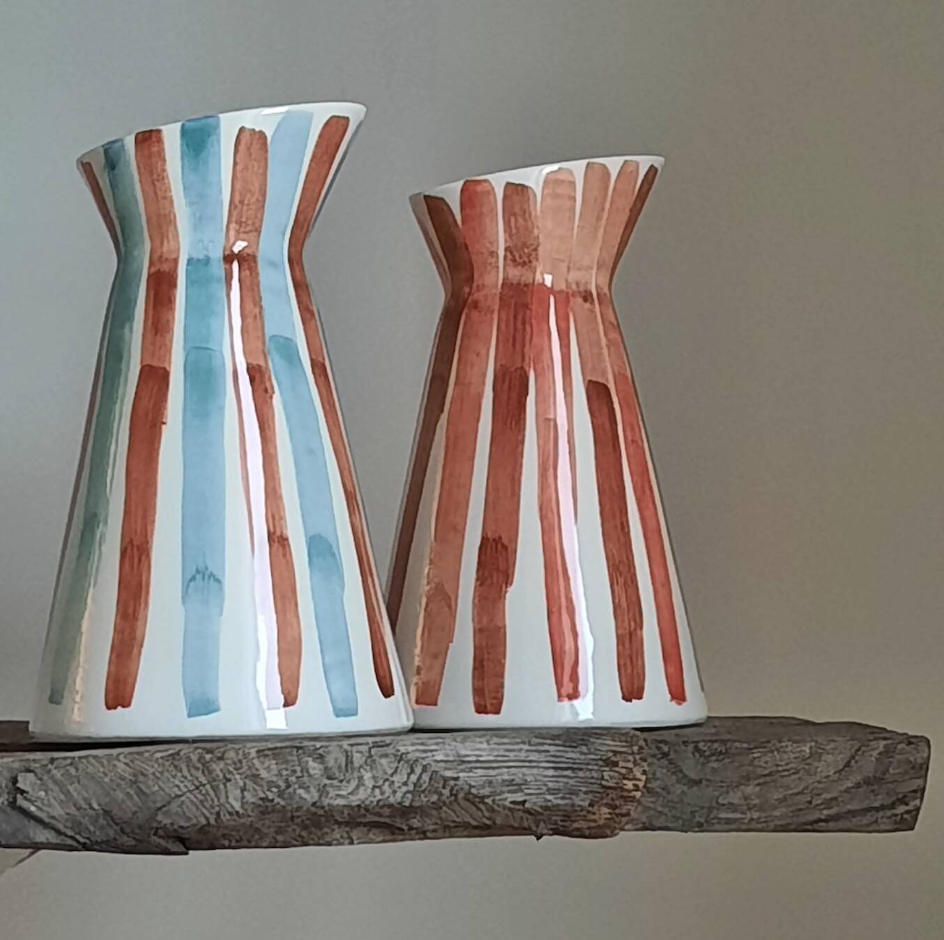 Coral-burgundy pitcher