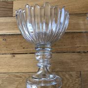 2 crystal cups