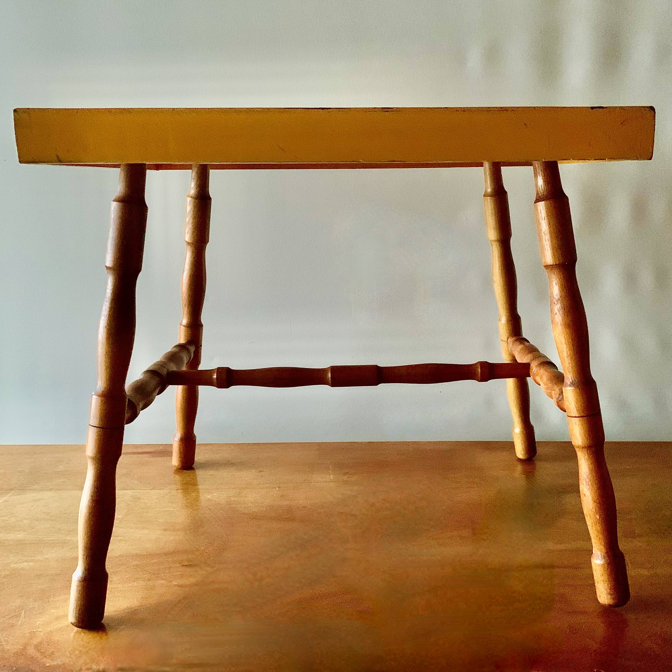 Vintage desk and chair for children in painted wood