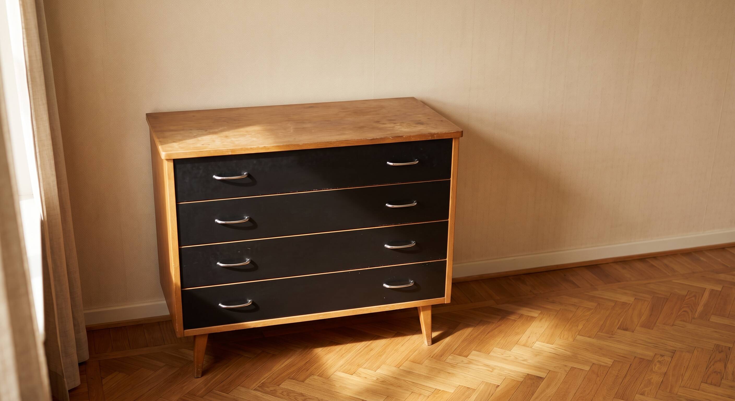 Grande Commode vintage / 4 tiroirs