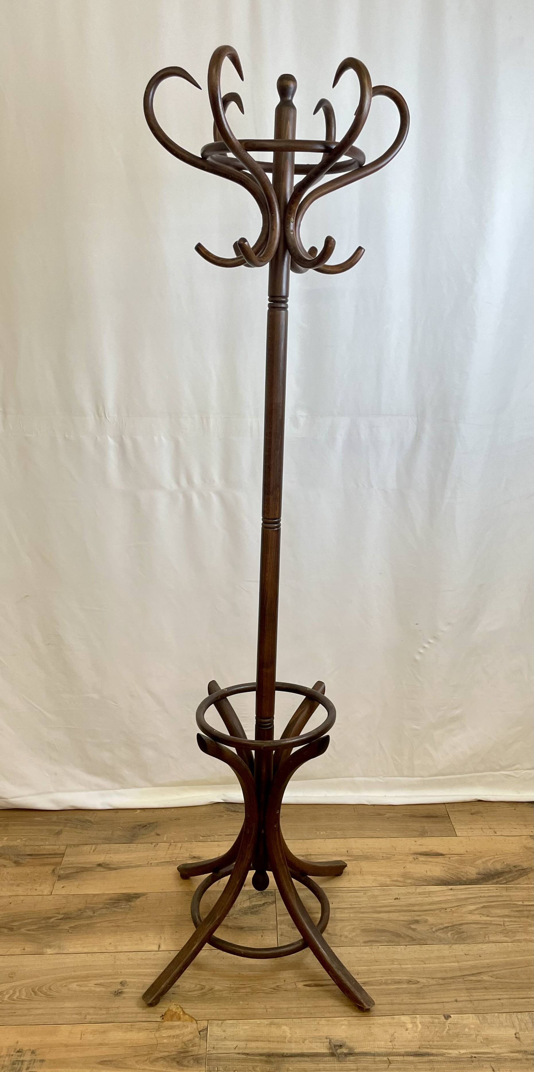 Parrot coat rack